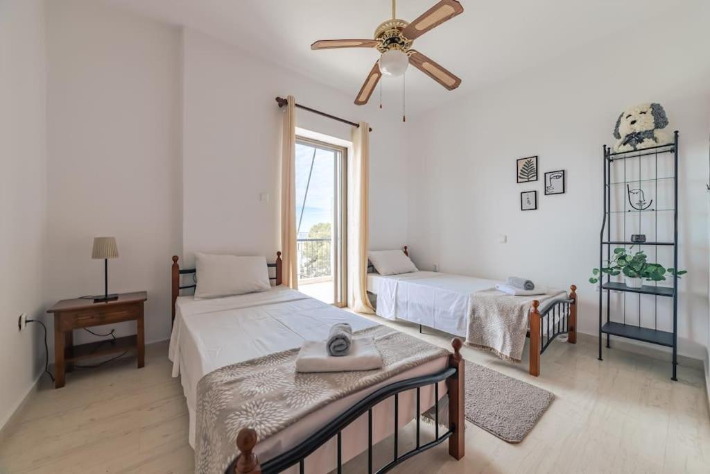 Seaside Escape Apartment Saronida المظهر الخارجي الصورة